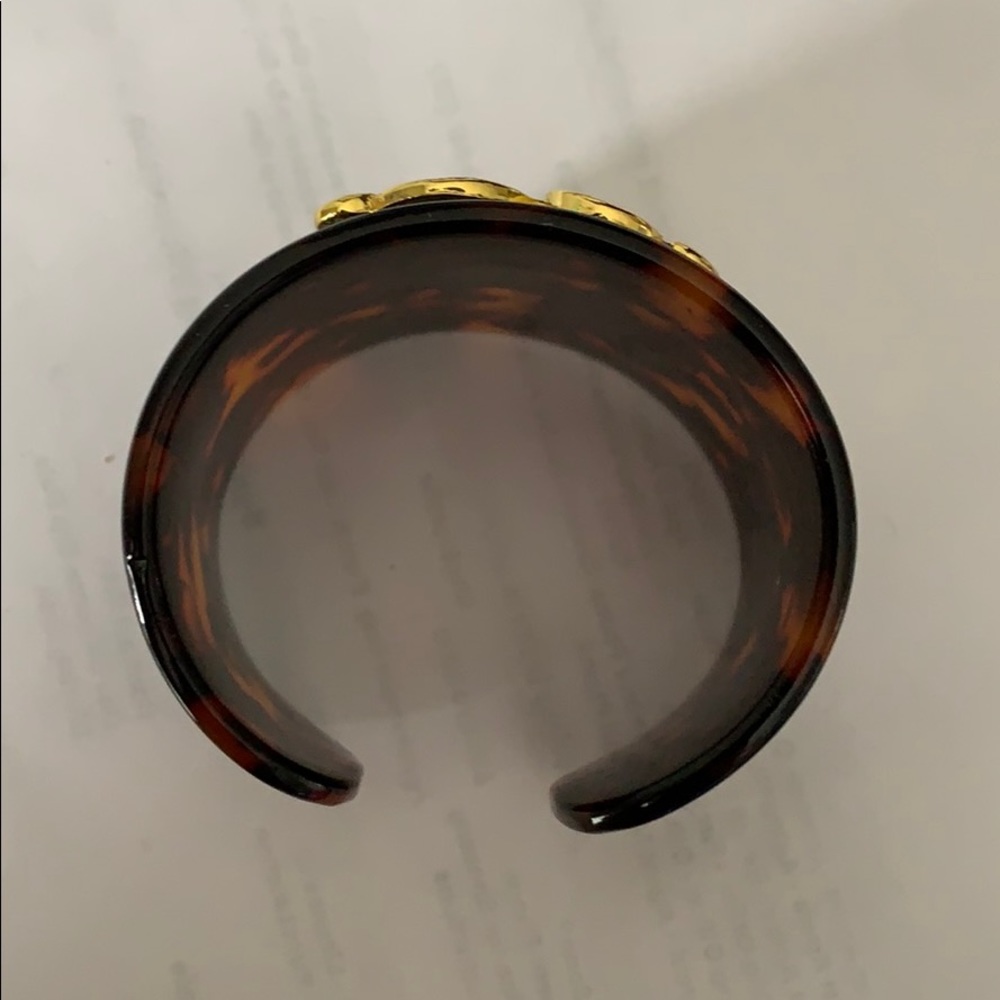 Initial tortoise shell cuff - Picture 2 of 2